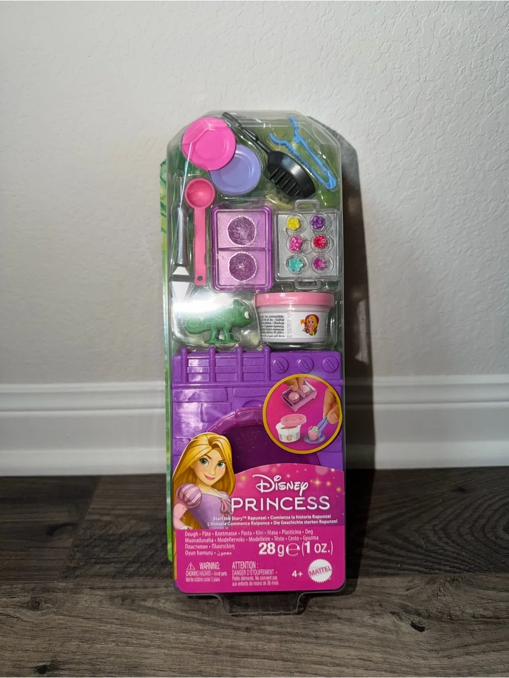 Mattel Disney Princess Rapunzel Play Accessories in Pink and Purple